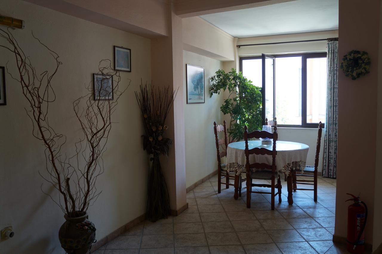 Lemonies Hotel Diakopto Exterior photo